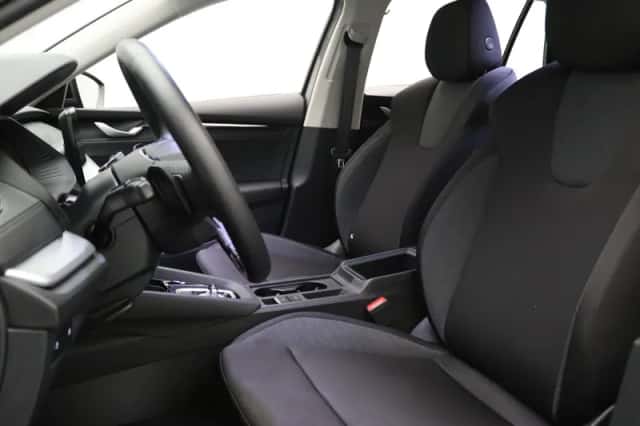 Škoda Octavia (2025) thumbnail 5