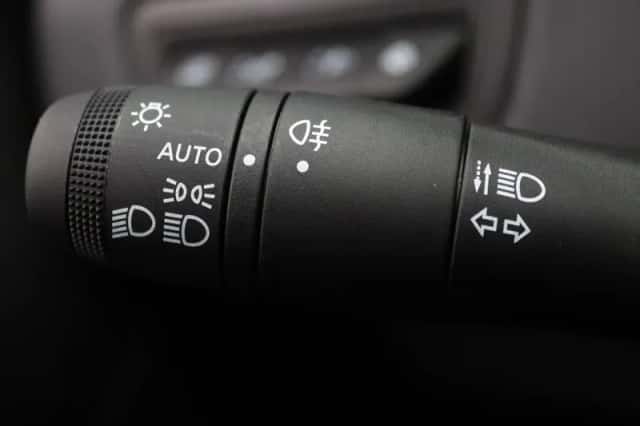 Mitsubishi Colt (2025) thumbnail 5