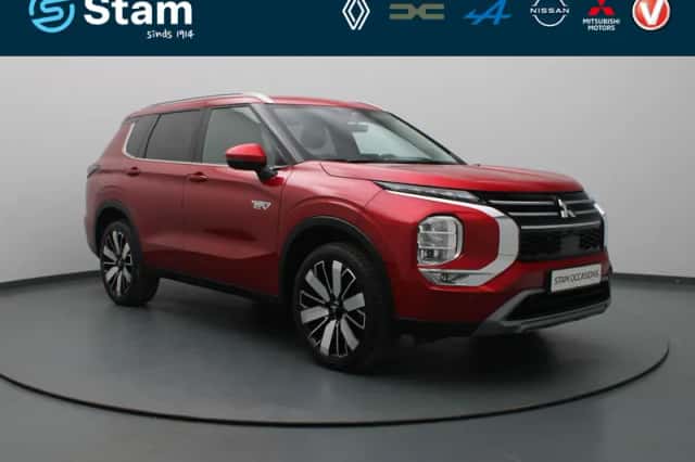 Mitsubishi Outlander (2025) thumbnail 1
