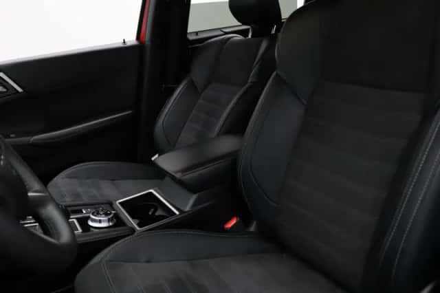 Mitsubishi Outlander (2025) thumbnail 5