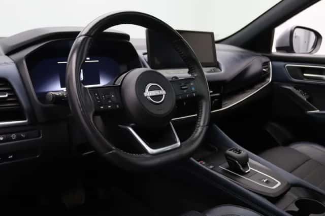 Nissan Qashqai (2023) thumbnail 3
