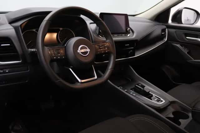 Nissan Qashqai (2024) thumbnail 3