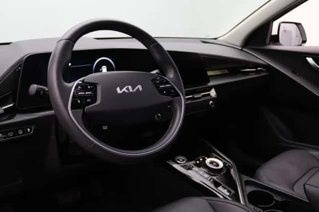 Kia Niro (2024) thumbnail 3