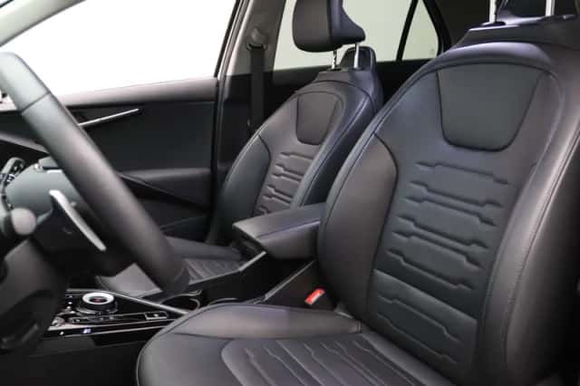 Kia Niro (2024) thumbnail 5