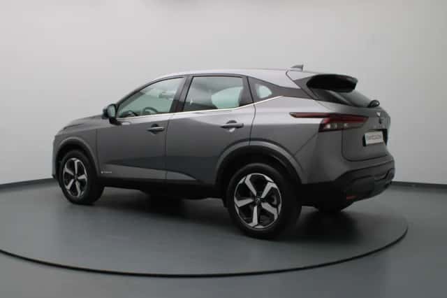 Nissan Qashqai (2023) thumbnail 2