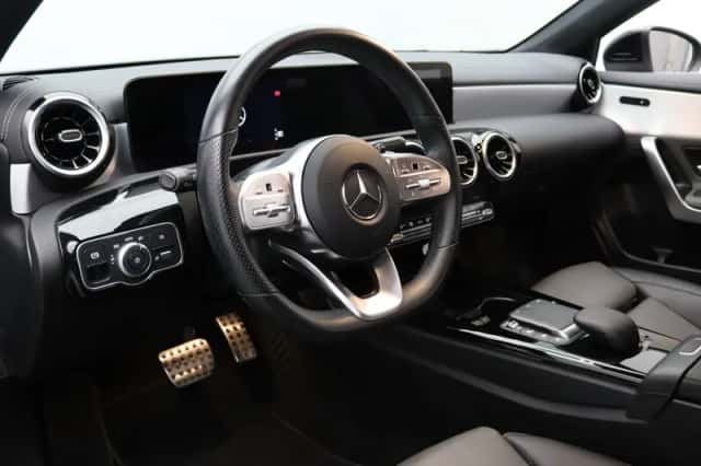 Mercedes-Benz A-Klasse (2020) thumbnail 3