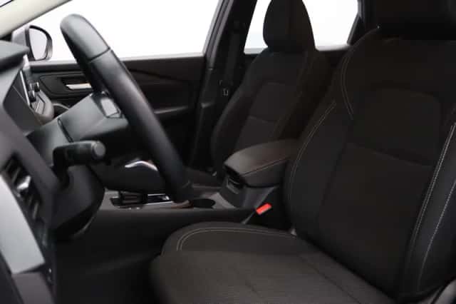 Nissan Qashqai (2023) thumbnail 5