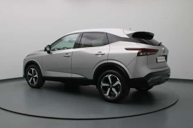 Nissan Qashqai (2023) thumbnail 2