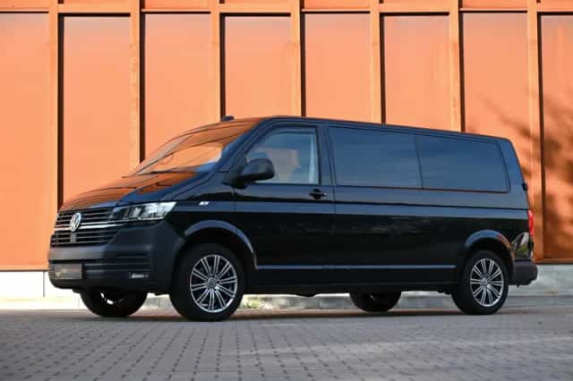 Volkswagen Transporter (2020) thumbnail 1