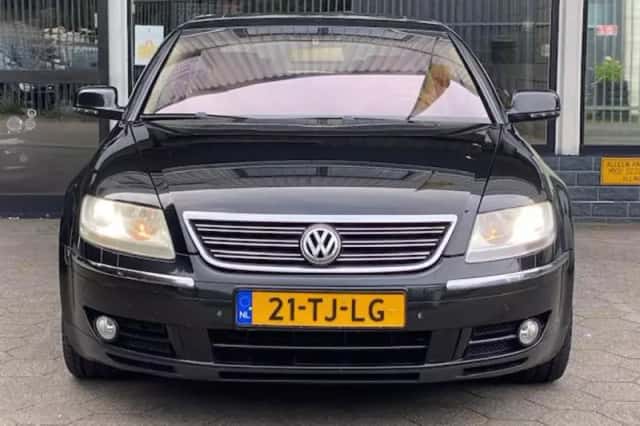 Volkswagen Phaeton (2004) thumbnail 2