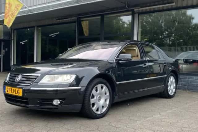 Volkswagen Phaeton (2004) thumbnail 3