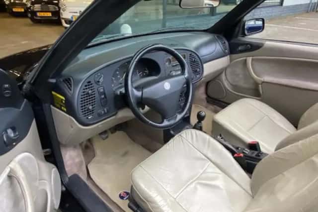Saab 900 (1996) thumbnail 4