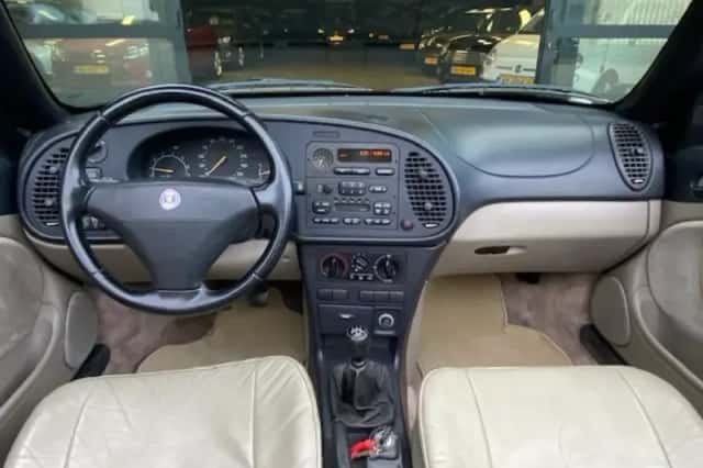 Saab 900 (1996) thumbnail 5