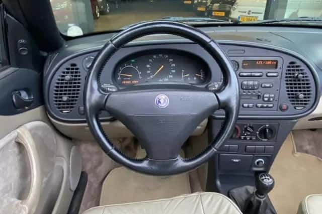 Saab 900 (1996) thumbnail 6