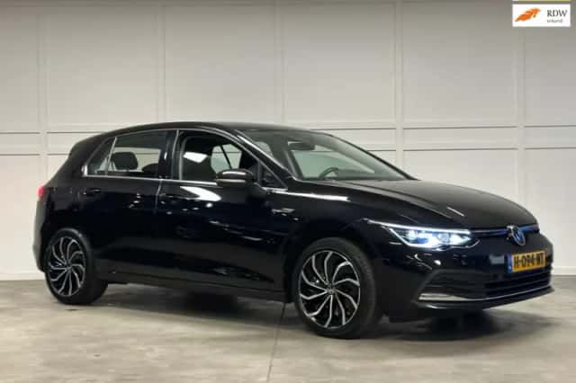 Volkswagen Golf (2020) thumbnail 1