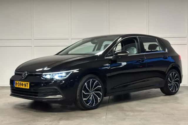Volkswagen Golf (2020) thumbnail 3