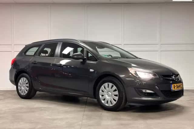 Opel Astra (2015) thumbnail 1