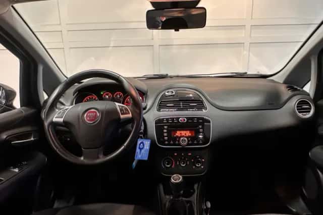 Fiat Punto Evo (2015) thumbnail 5