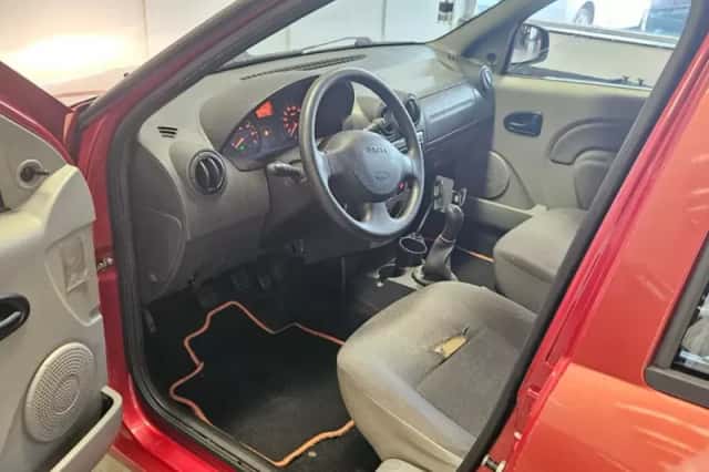 Dacia Logan MCV (2008) thumbnail 4