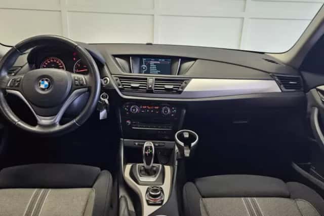 BMW X1 (2015) thumbnail 5