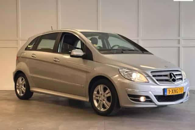 Mercedes-Benz B-Klasse (2010) thumbnail 1