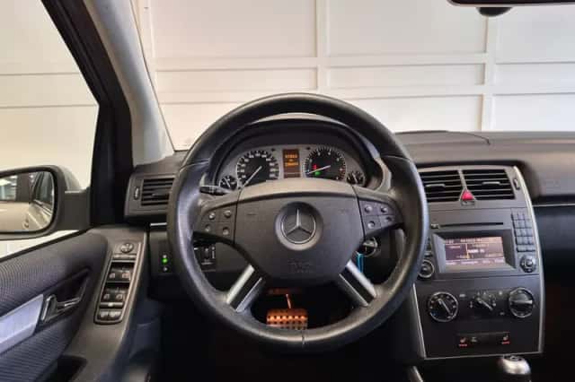 Mercedes-Benz B-Klasse (2010) thumbnail 6