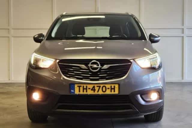 Opel Crossland (2018) thumbnail 2