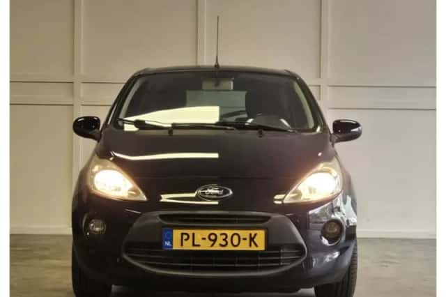 Ford Ka (2010) thumbnail 2