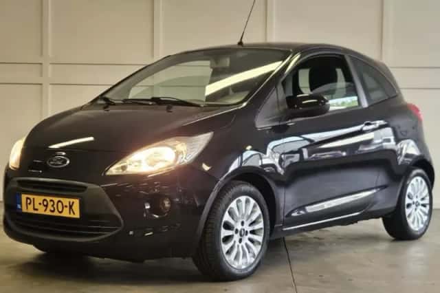 Ford Ka (2010) thumbnail 3