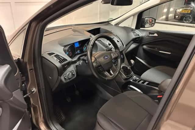 Ford Grand C-Max (2018) thumbnail 4