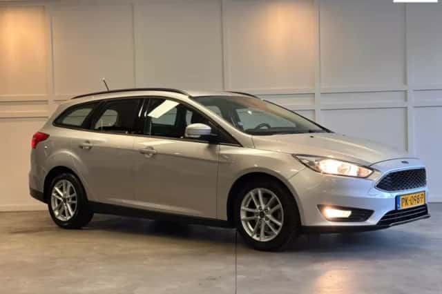 Ford Focus (2017) thumbnail 1