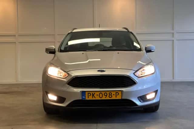 Ford Focus (2017) thumbnail 2