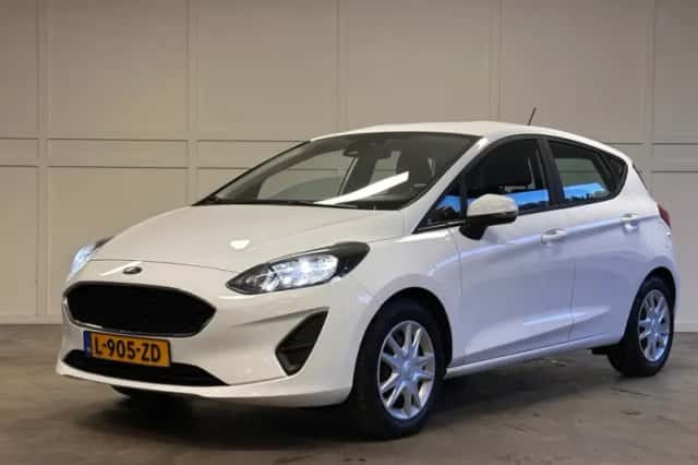 Ford Fiesta (2021) thumbnail 3