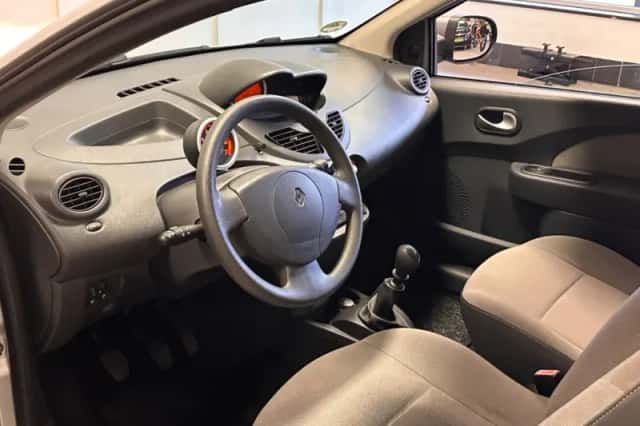 Renault Twingo (2011) thumbnail 4