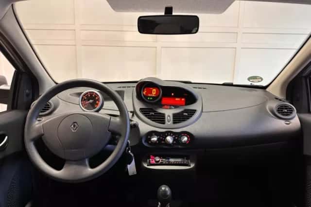 Renault Twingo (2011) thumbnail 5