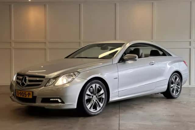 Mercedes-Benz E-Klasse (2009) thumbnail 3