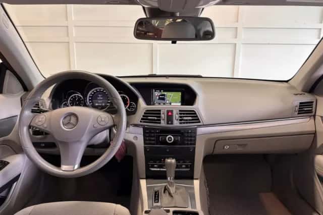 Mercedes-Benz E-Klasse (2009) thumbnail 5