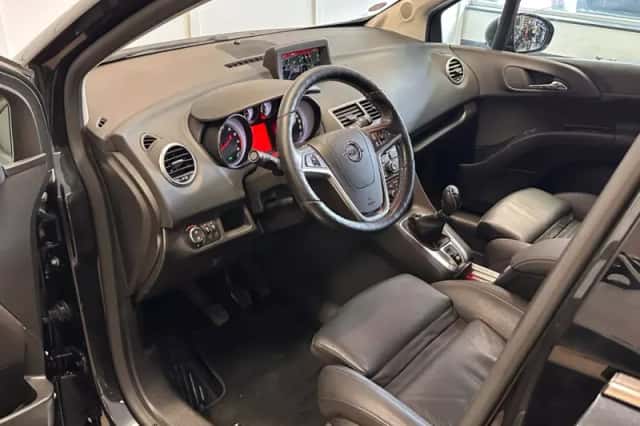 Opel Meriva (2016) thumbnail 4