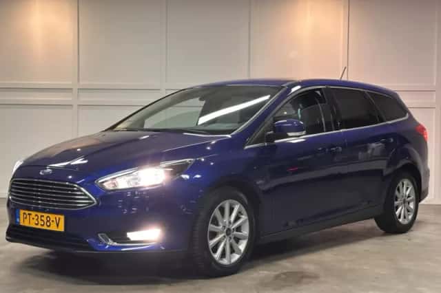 Ford Focus (2017) thumbnail 3