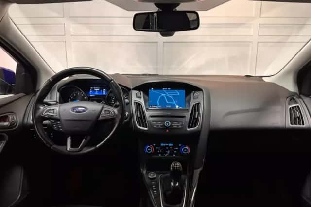 Ford Focus (2017) thumbnail 5
