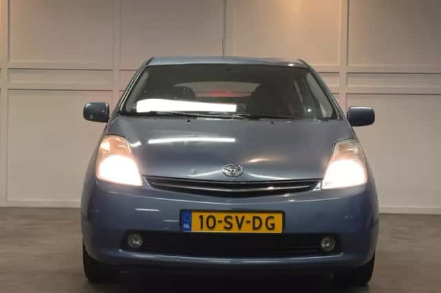 Toyota Prius (2006) thumbnail 2