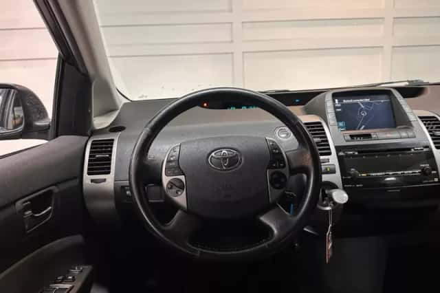 Toyota Prius (2006) thumbnail 6