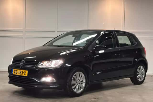 Volkswagen Polo (2016) thumbnail 3