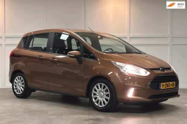 Ford B-Max (2015) thumbnail 1