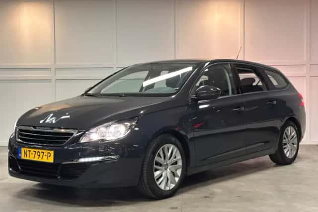 Peugeot 308 (2017) thumbnail 3