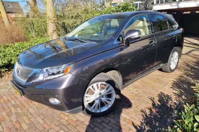 Lexus RX (2009) thumbnail 4