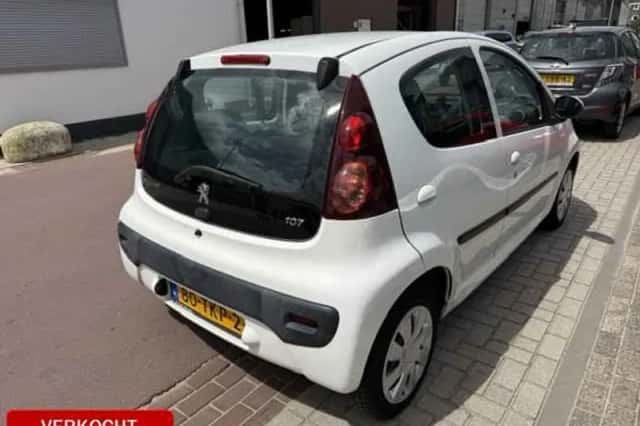 Peugeot 107 (2012) thumbnail 6