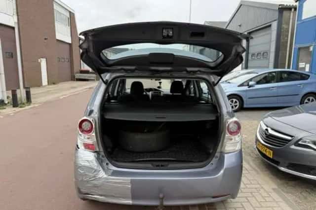 Toyota Verso (2009) thumbnail 5