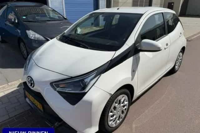 Toyota Aygo (2019) thumbnail 1