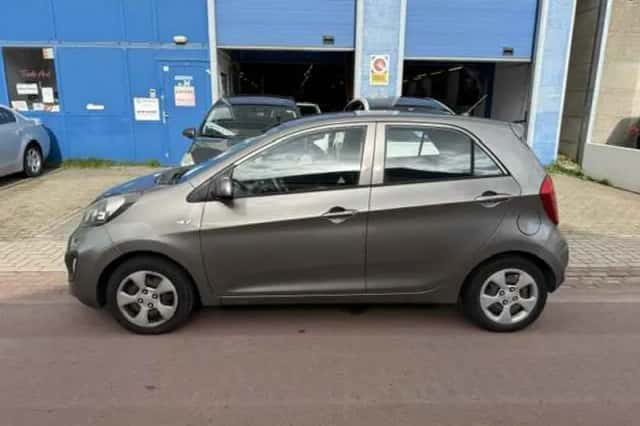 Kia Picanto (2013) thumbnail 2